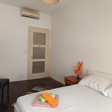 Rooms Macho Men Split Exterior photo